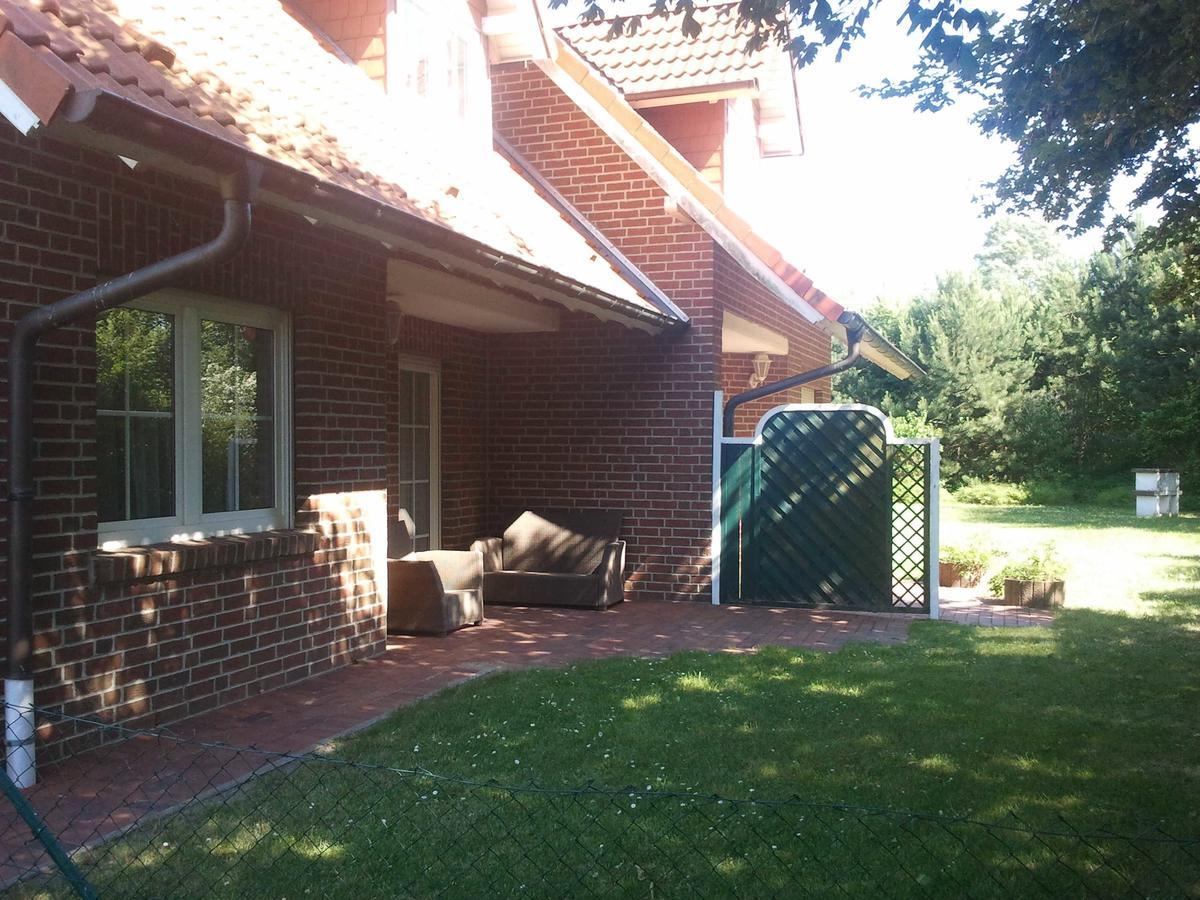 Appartmenthaus Am Bodden Wiek auf Rügen エクステリア 写真