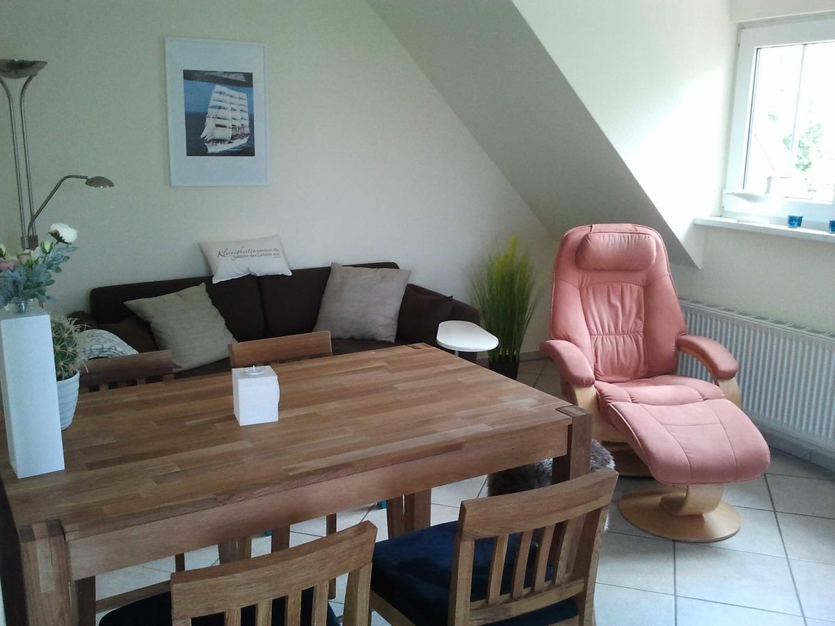 Appartmenthaus Am Bodden Wiek auf Rügen エクステリア 写真