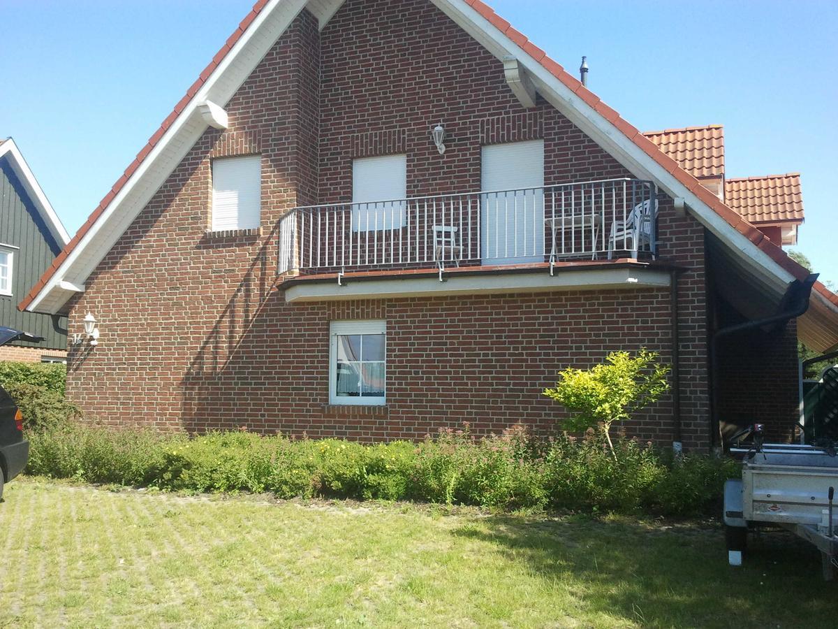 Appartmenthaus Am Bodden Wiek auf Rügen エクステリア 写真